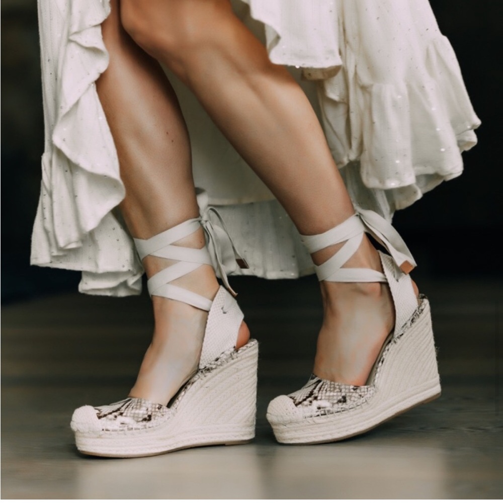 Vince Camuto Alindra Wedge Espadrille